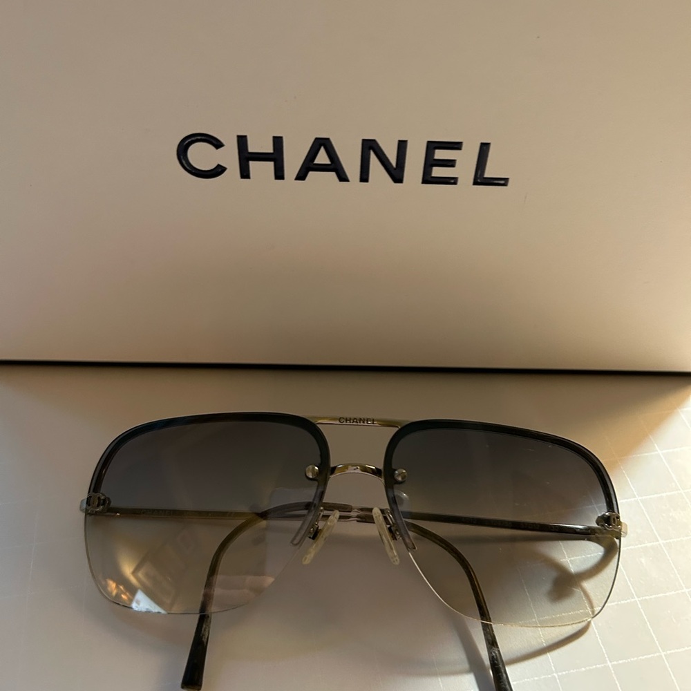 AUTHENTIC VINTAGE CHANEL Silver Frames with Blue Gradient lenses